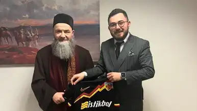 Önemli Dini Şahsiyet Hastanede Tedavi Altında