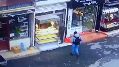 Kurusıkı Tabancalı Kuyumcu Soygunu Girişimi