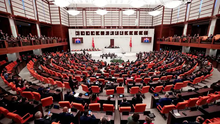 TBMM'de Sandalye Dağılımı Değişti! Bağımsız Vekil Sayısı 14'e Yükseldi